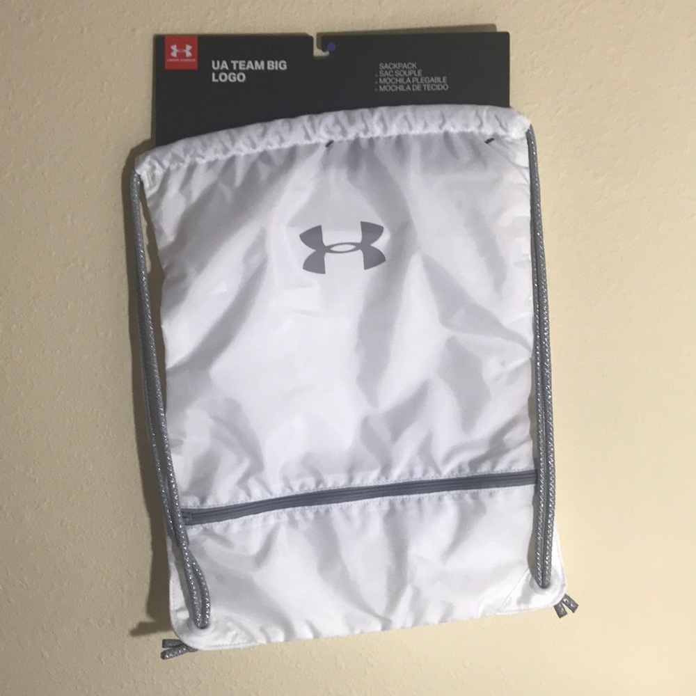 New Under Armour White Silver Drawstring Bag